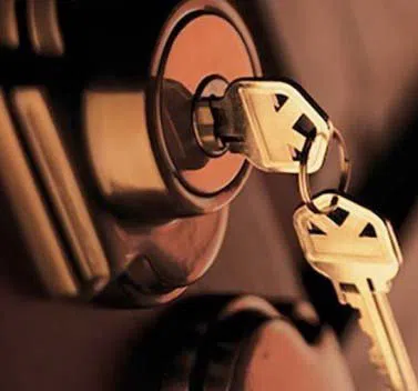 Royal Locksmith Store San Diego, CA 619-824-3410 - residential-locksmith-shop